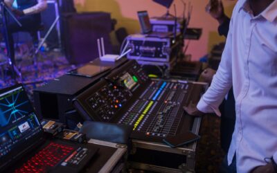 Wynajem sprzętu czy pełna obsługa techniczna – co wybrać?