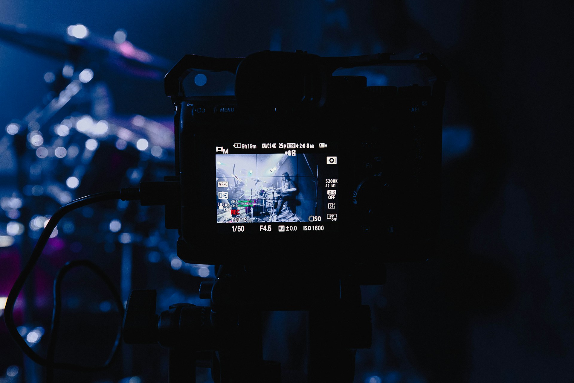 evgeniy-smersh-tL750HwzPas-unsplash obsługa transmisji na żywo